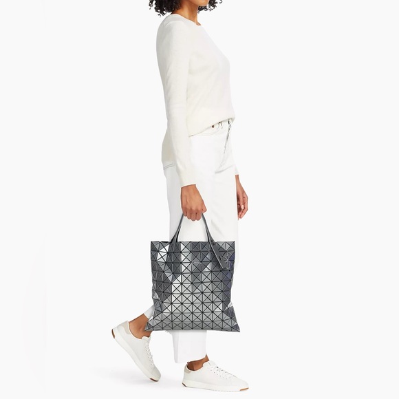 [Bao Bao] Issey Miyake Metallic PVC Geometric Black Mesh Zip-Close Shoulder Tote - Picture 3 of 16